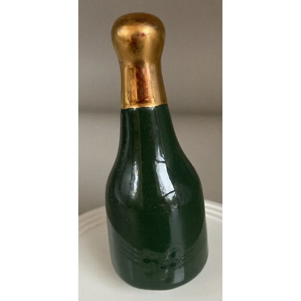 Nora Fleming mini - CHAMPAIGN BOTTLE 